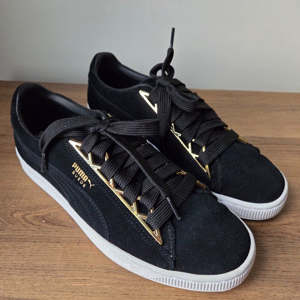 LIKE NEW PUMA 50TH ANNIVERSARY BLACK SUEDE /GOLD SNEAKERS SIZE 9 WOMENS